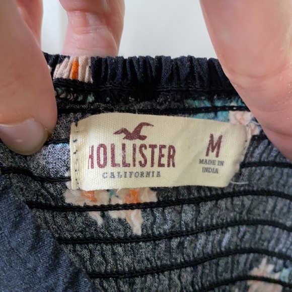 Hollister Floral Dress - Picture 3 of 3